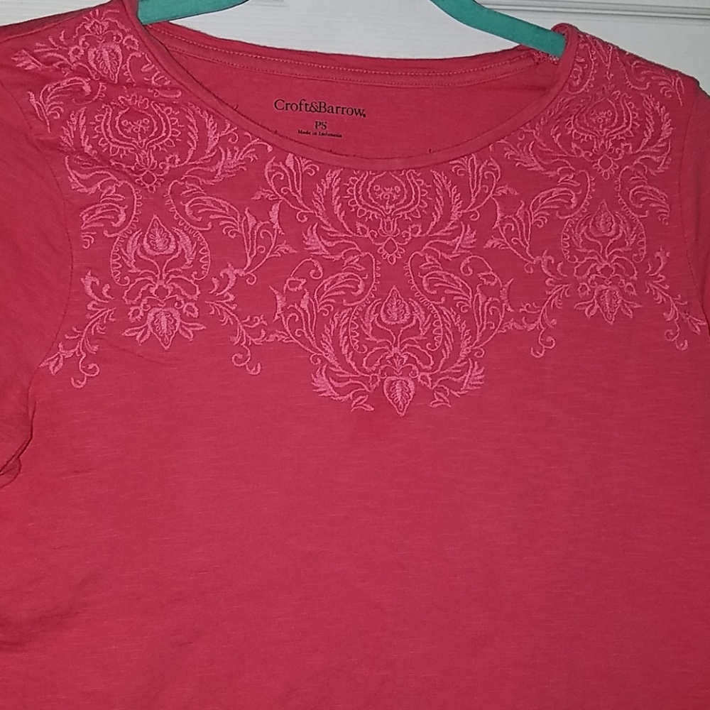 Pink blouse - Picture 2 of 4
